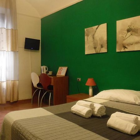 Ares Rooms Roma Eksteriør bilde