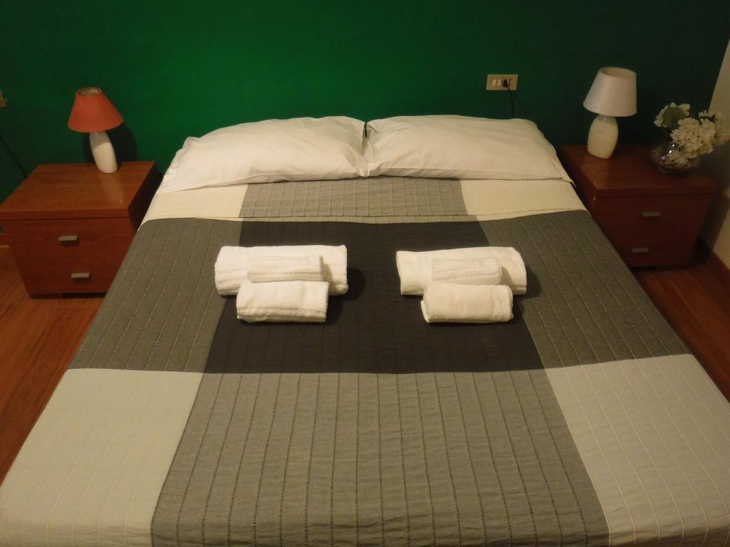 Ares Rooms Roma Eksteriør bilde