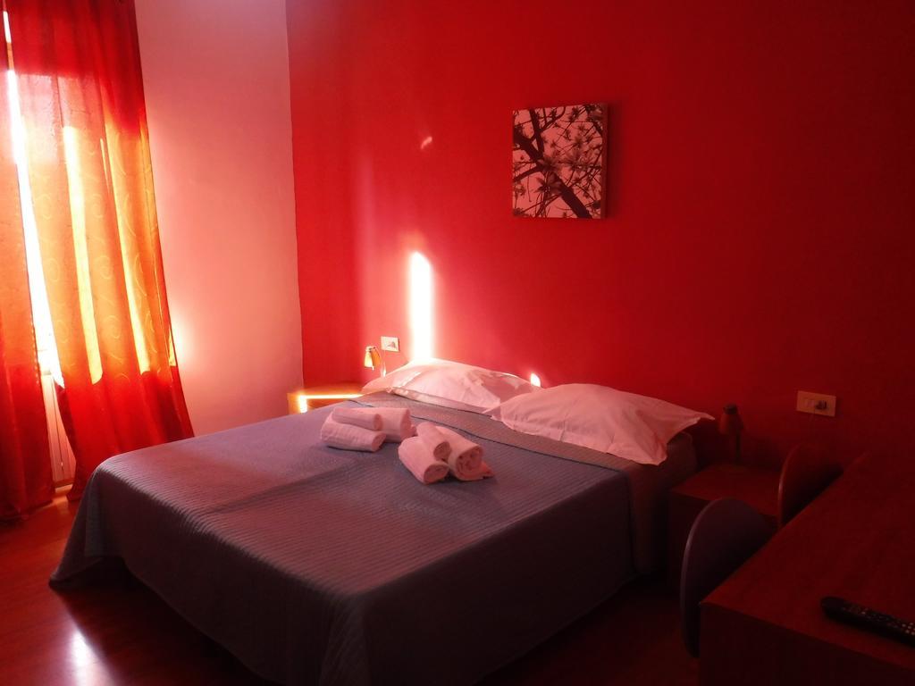 Ares Rooms Roma Eksteriør bilde