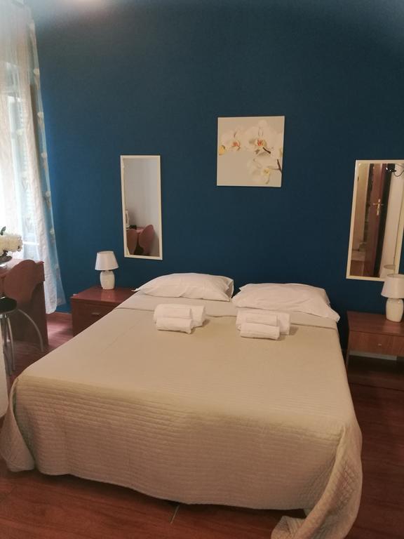 Ares Rooms Roma Rom bilde