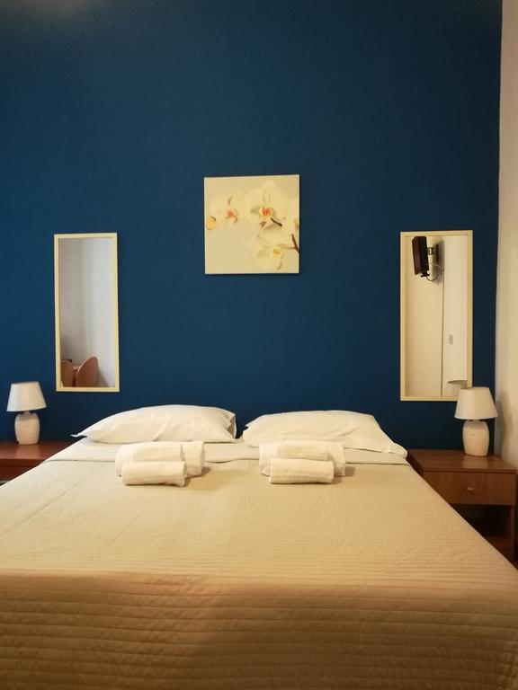 Ares Rooms Roma Eksteriør bilde