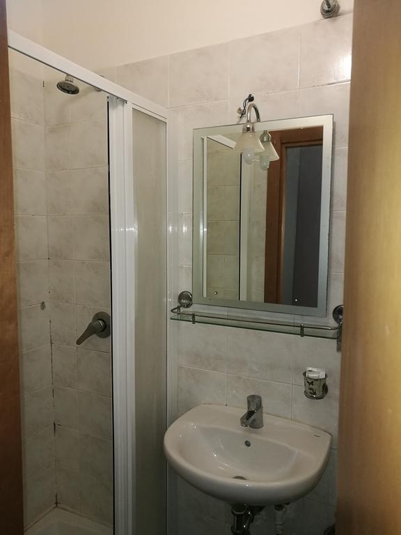Ares Rooms Roma Rom bilde