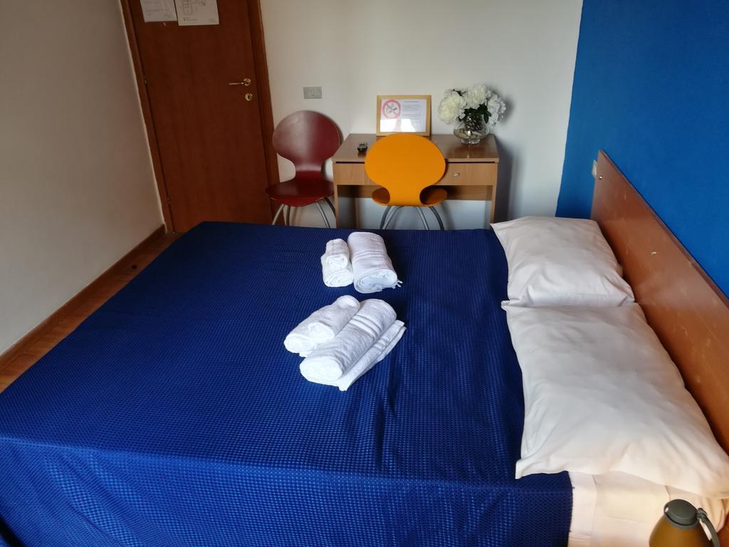 Ares Rooms Roma Rom bilde