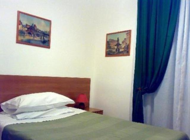Ares Rooms Roma Eksteriør bilde
